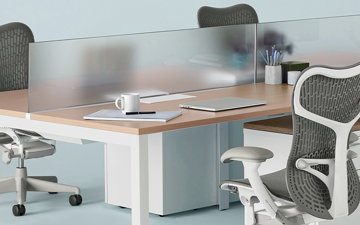 SCHOTT offers a range of glass furniture for modern offices 